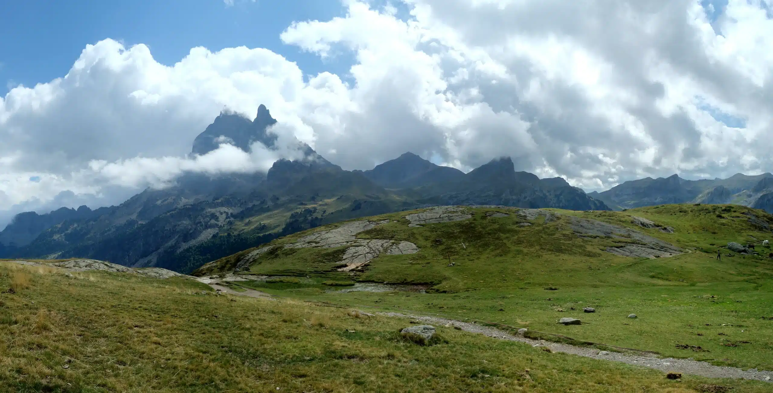 les massifs montagneux en France